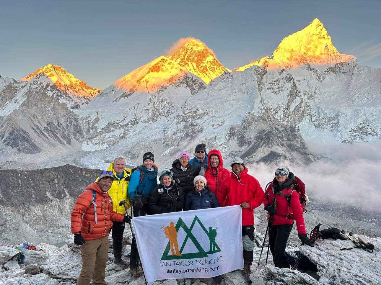 Best months to trek to Mount Everest