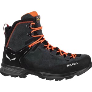 Best trekking boots for Everest Base Camp