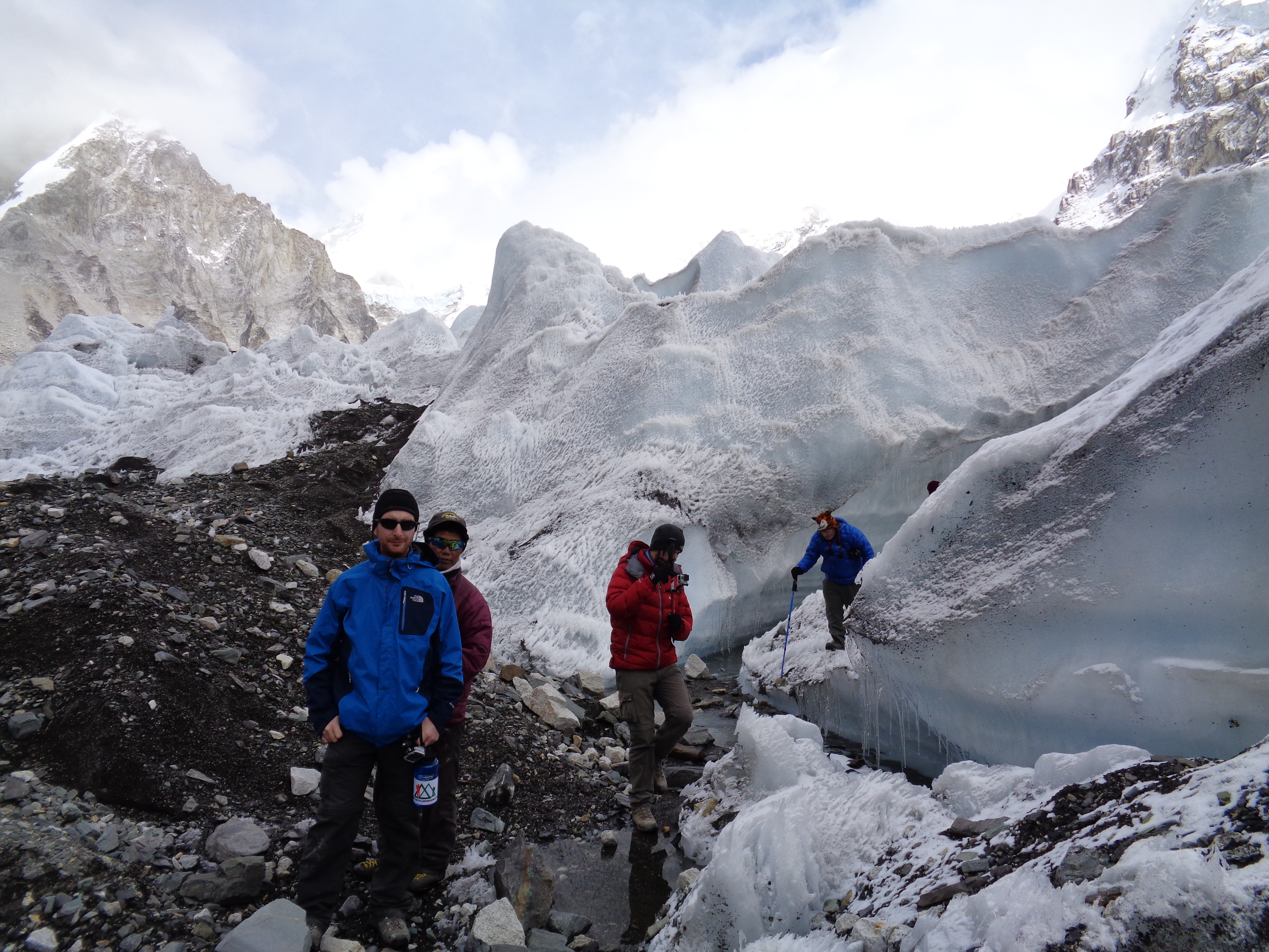 20 Reasons to Pick Ian Taylor Trekking for Your Everest Base Camp Trek