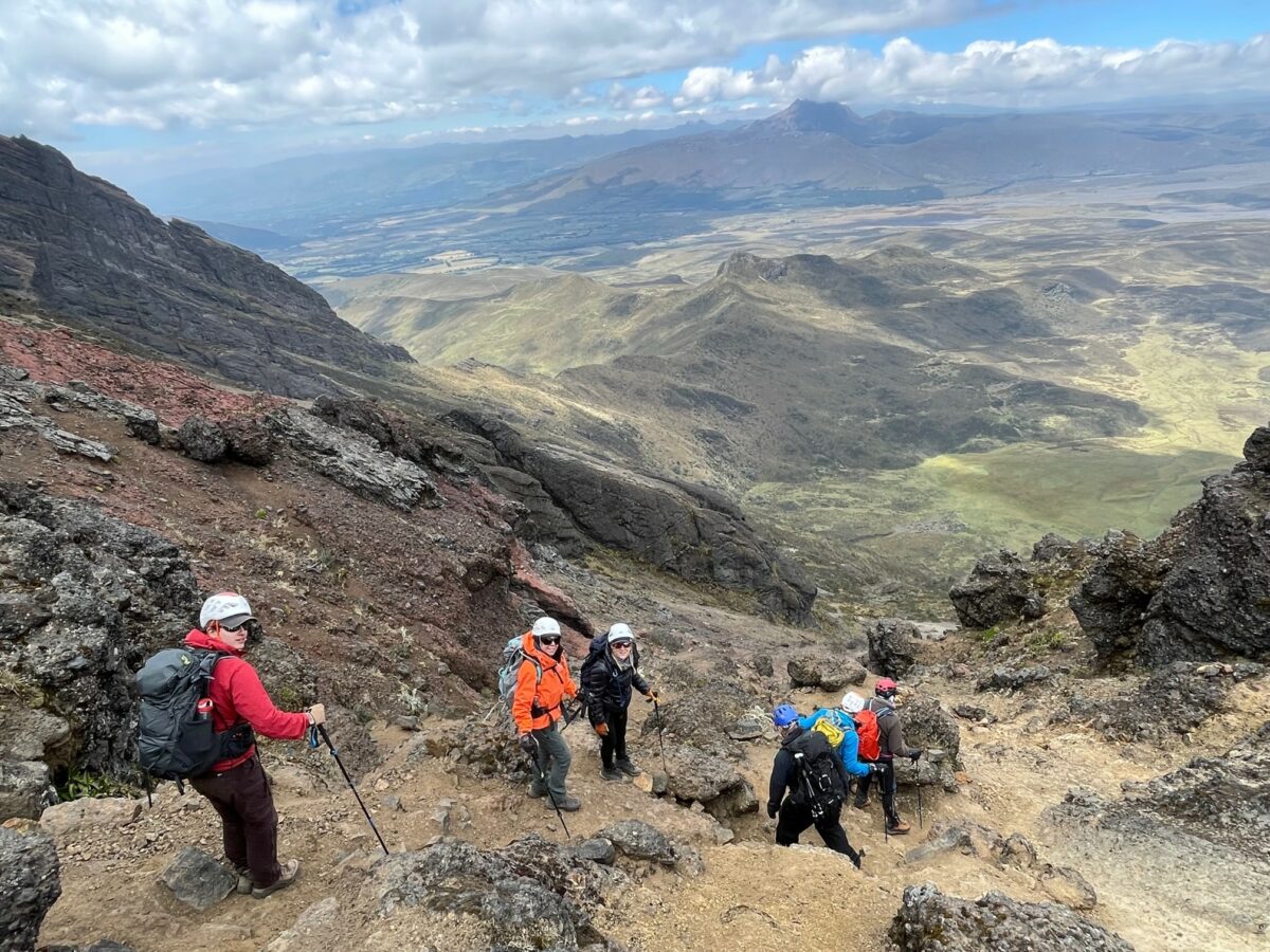 The steep descent of Ruminahui