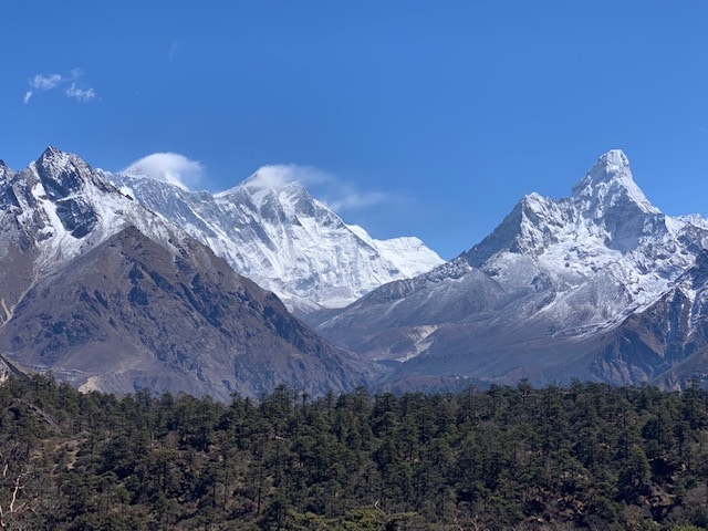 The famous view of Mount Everest
