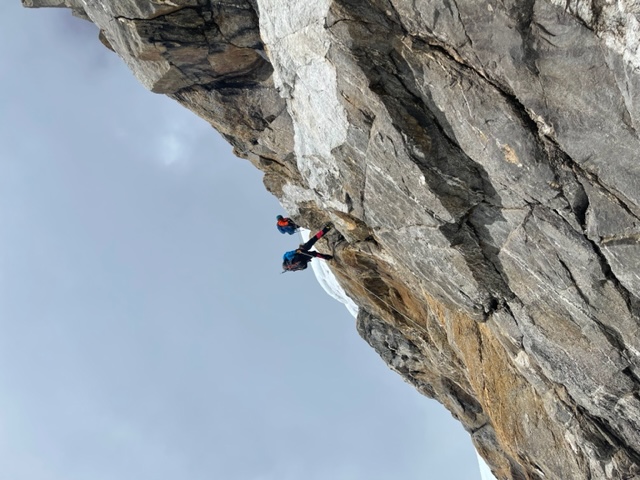 Top tips for climbing on Lobuche Peak