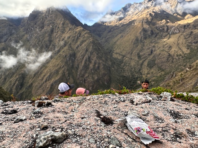 Trash on the Inca trail